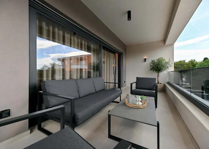 Apartmán Luxury Marlov With Swimming Pool And Private Parking *