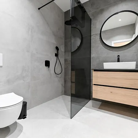 Apartment Luxury Marlov With Swimming Pool And Private Parking